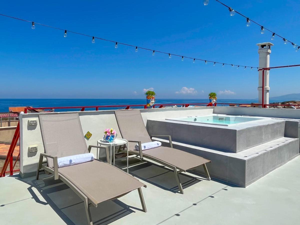 Duca D'Aosta Terrace, Skypool & Sauna Acquedolci Exterior photo